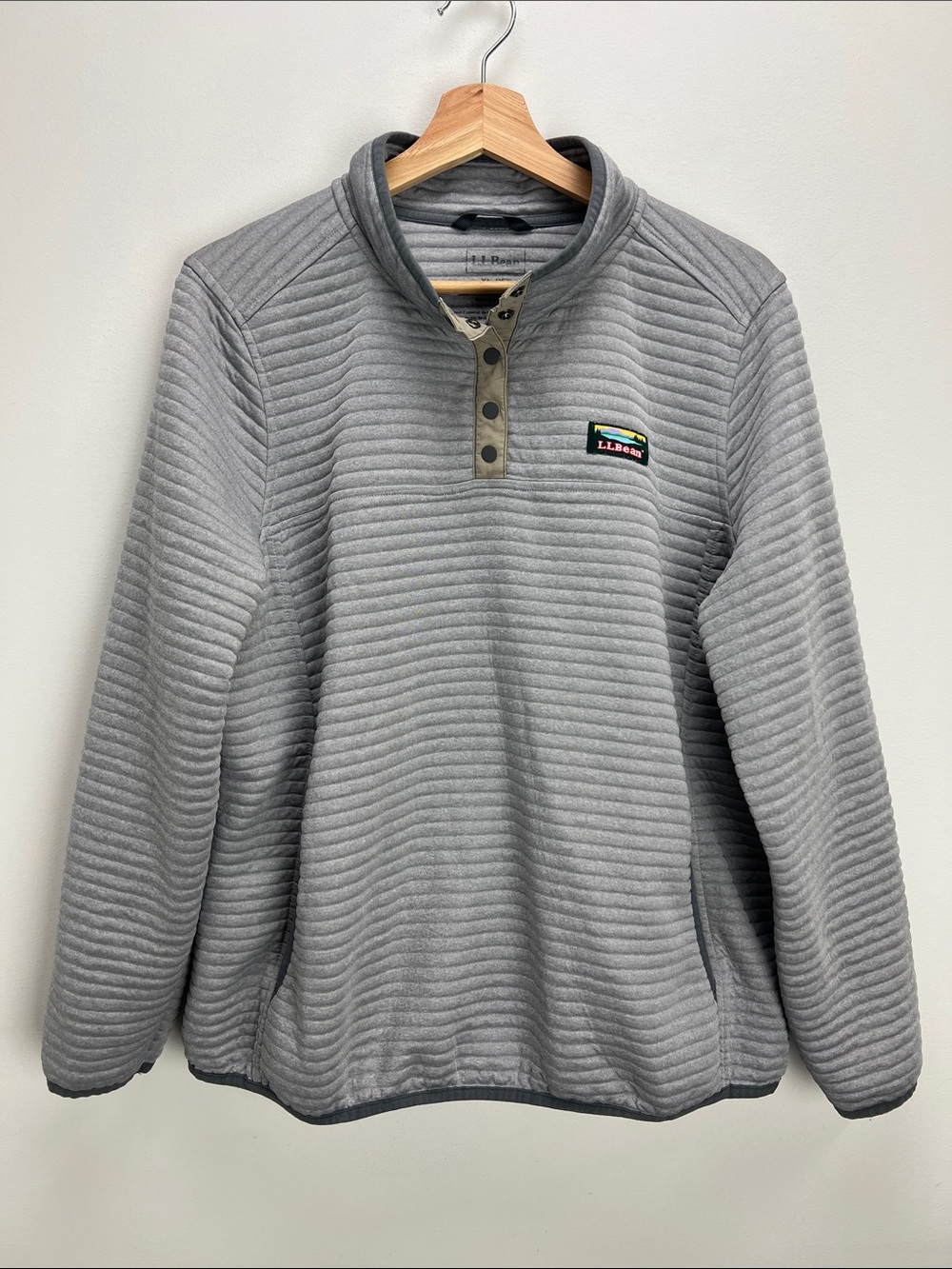 L.L. Bean Airlight Knit Pullover Gray Womens XL Petite Hiking Gorpcore